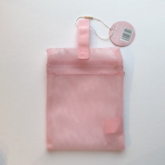 Spectrum Collections Brush Launderette Towel - Picture 11 of 14